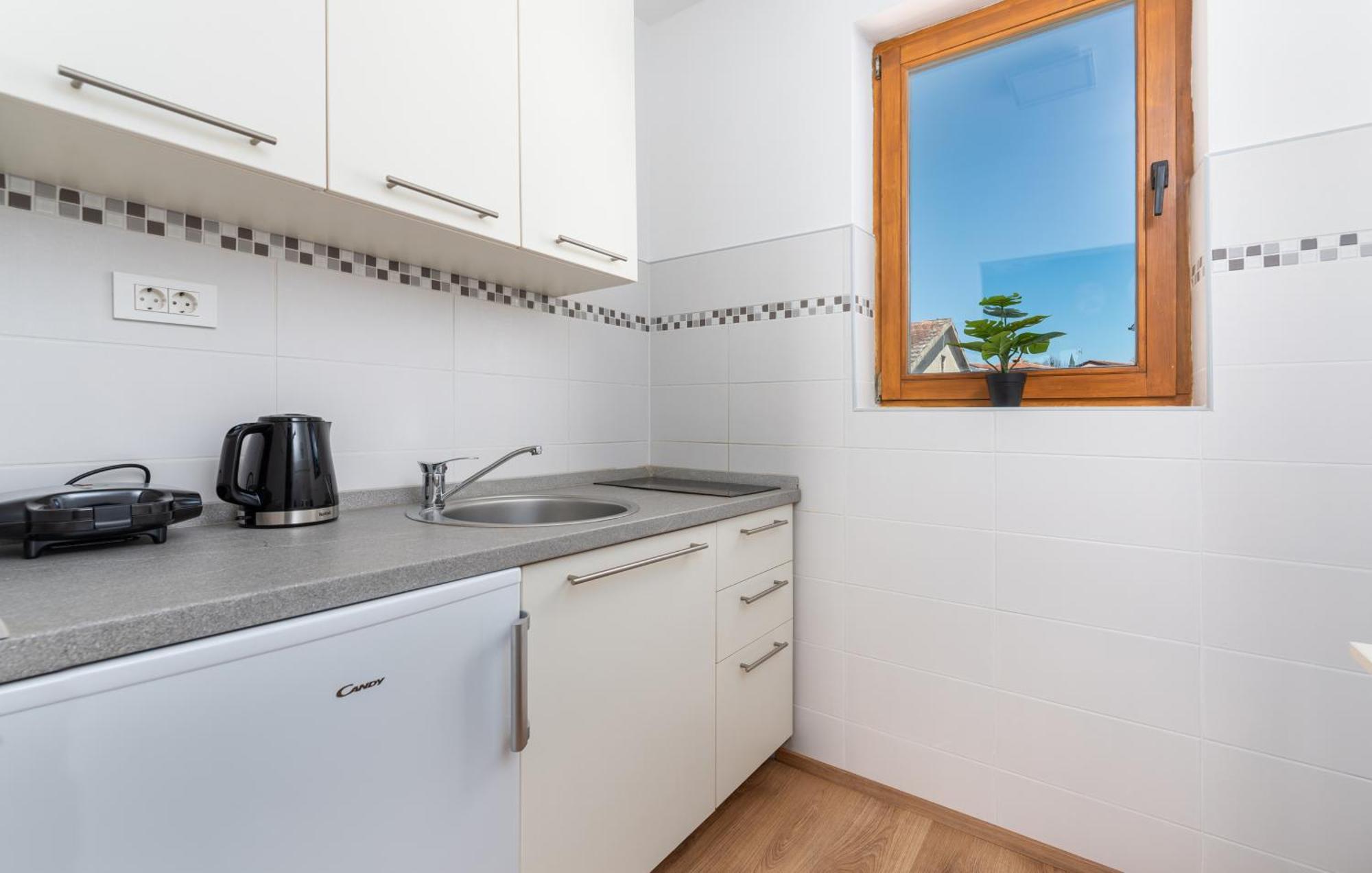 Apartments Viktor Porec Exterior photo
